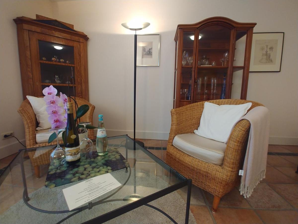 Wein- Und S A Pruem Hotel